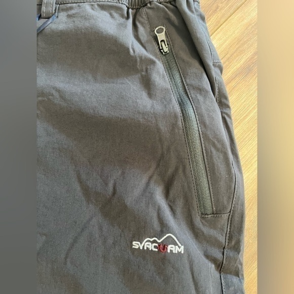 NWT - svacuam Men's Quick Dry Hiking Cargo Shorts with Zipper Pockets Sz 36 - Picture 4 of 6
